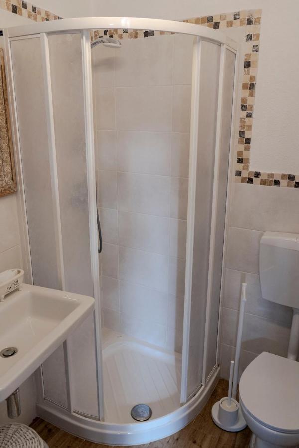 Solemagia Hotel Вернаца Екстериор снимка