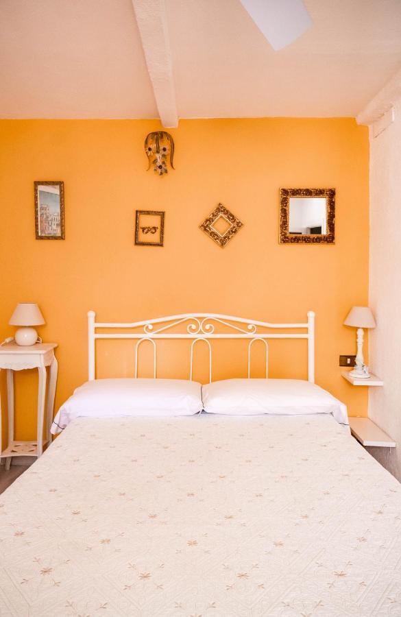 Solemagia Hotel Вернаца Екстериор снимка